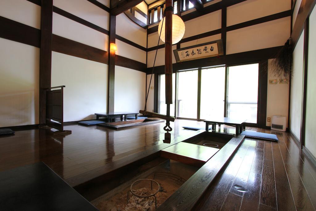 ホテル 小梨の湯 笹屋 松本市 エクステリア 写真