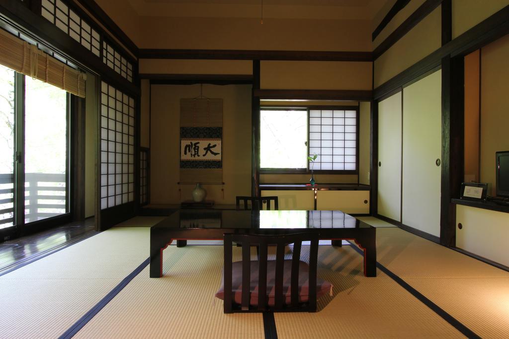 ホテル 小梨の湯 笹屋 松本市 エクステリア 写真